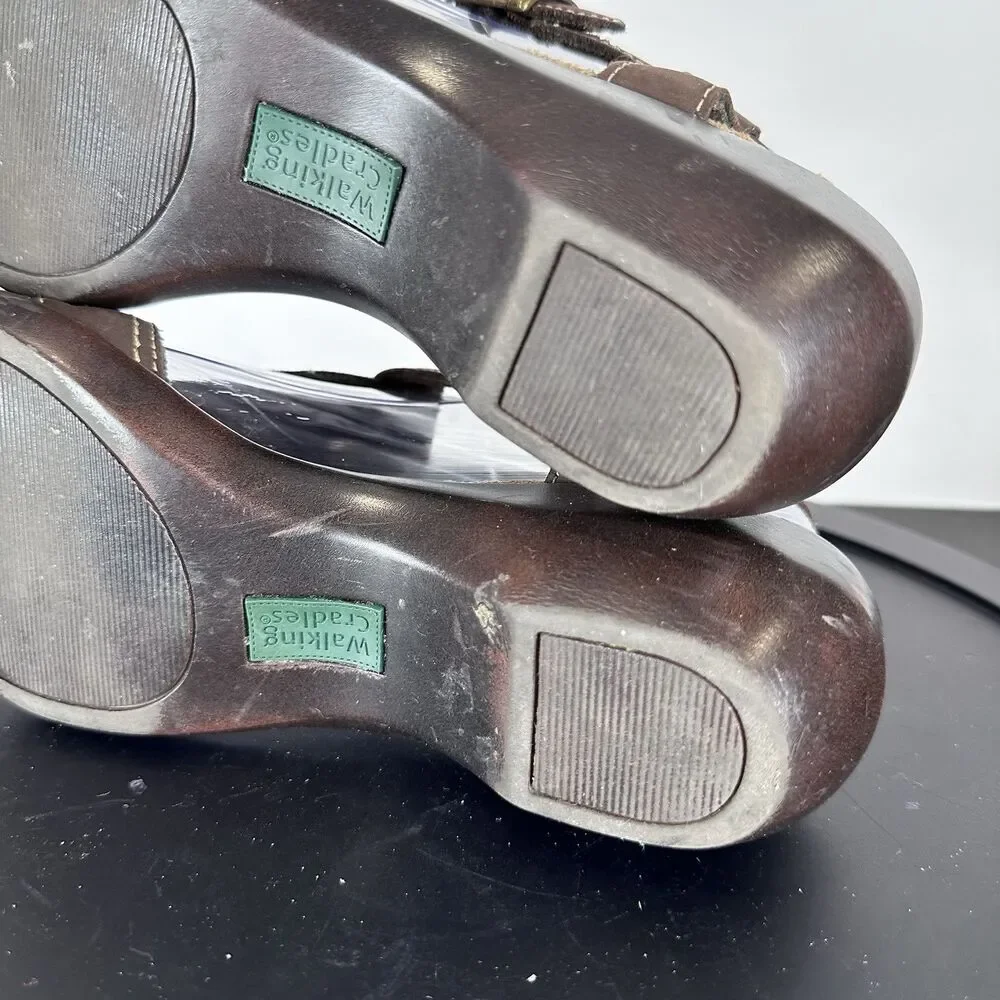 Walking Cradles Womens US 7 Brown Leather Suede Strappy Sandals Comfort Heel